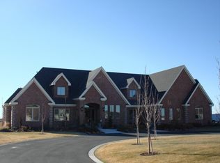 5566 S Clearfield Ln, Ammon, ID 83406