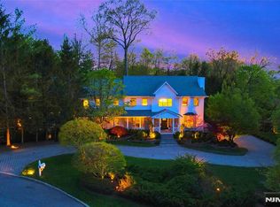 200 Wood Turtle Run, Norwood, NJ 07648