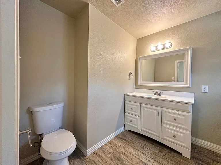 1308 Saddle Dr — Photo 22