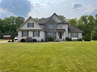 10896 Bridle Path, Columbia Station, OH 44028