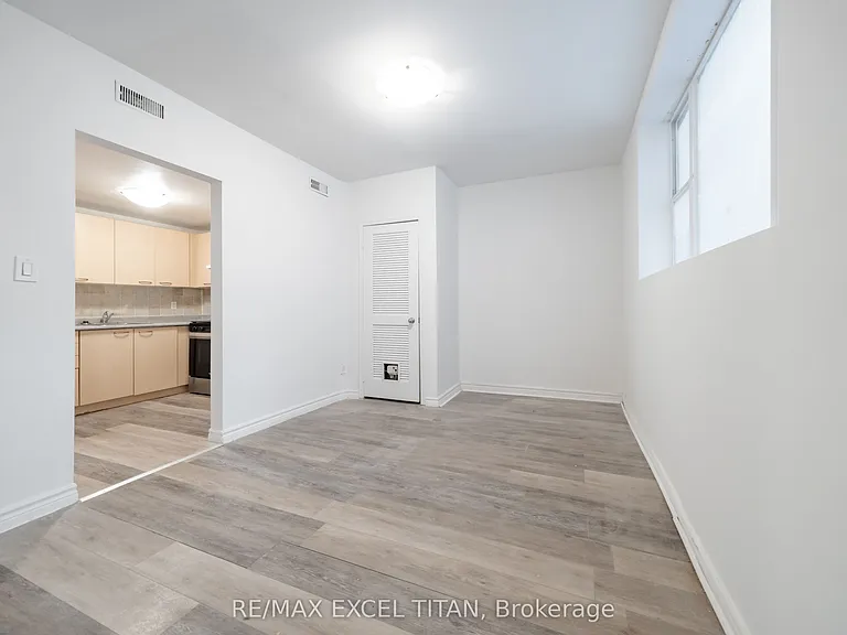414 Jarvis St #G4 — Photo 8