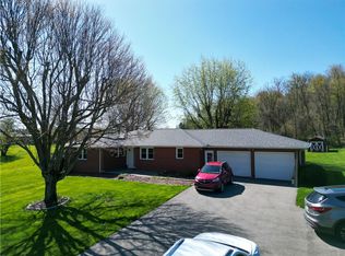 470 Achortown Rd, Beaver Falls, PA 15010