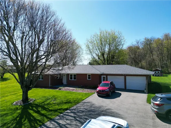 470 Achortown Rd, Beaver Falls, PA 15010