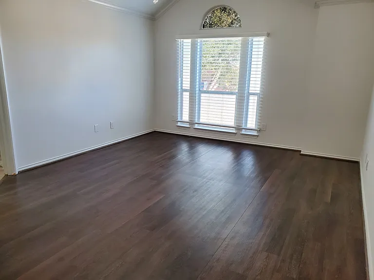6811 Independence Blvd — Photo 10