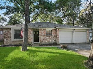 104 W White Willow Cir, Spring, TX 77381