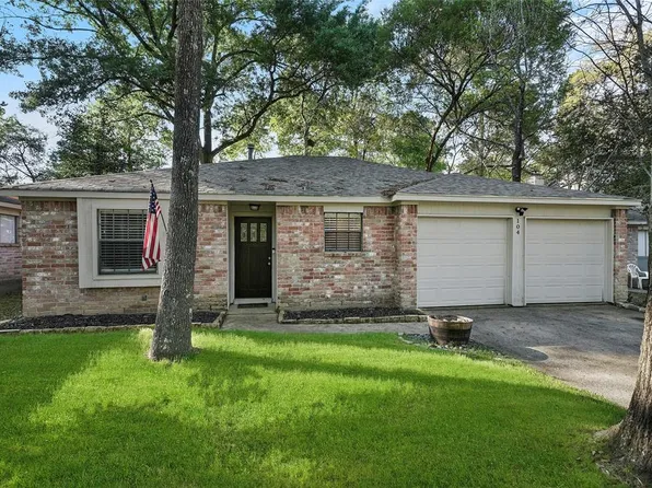 104 W White Willow Cir, Spring, TX 77381