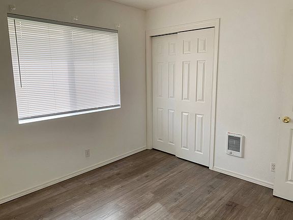 3rd image of 242 Huntington Ave S #B