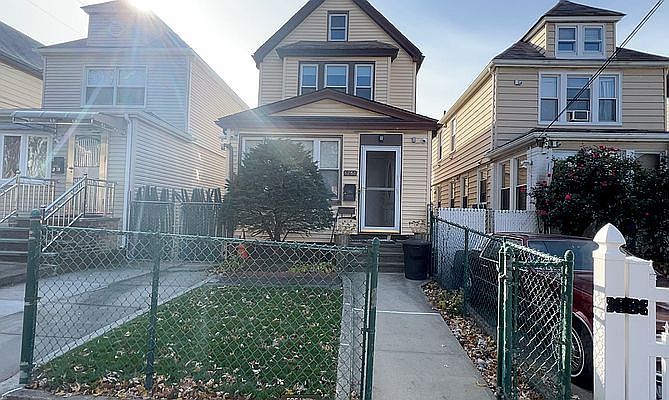 1st image of 6268 Booth St