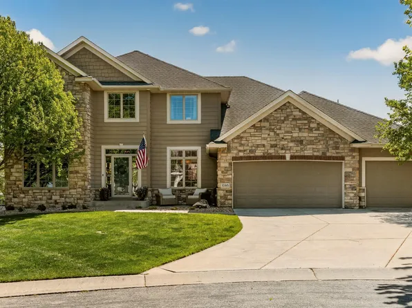 1046 Maplebeck Pl NE, Byron, MN 55920