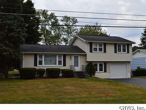 2nd image of 105 Jewell Dr