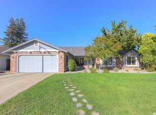 6120 Bridal Veil Dr, Rocklin, CA 95677
