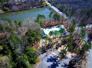 19 Bergerac Ln, Little Rock, AR 72211