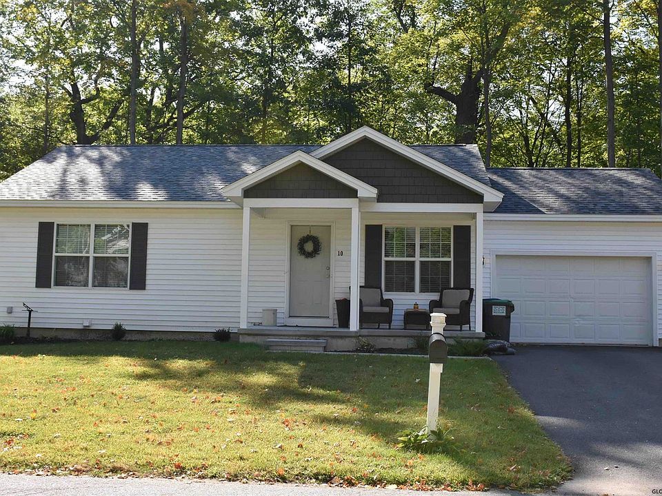 1st image of 10 Parkview Ln