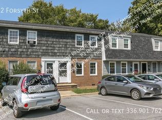 22 Forsyth St, Thomasville, NC 27360