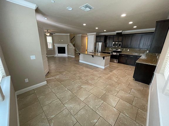 3rd image of 677 Addison Ln