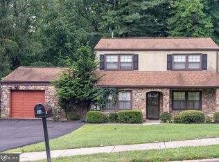 34 Copper Beech Dr, Lafayette Hill, PA 19444