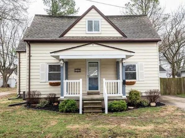 108 E Kentucky St, Trenton, IL 62293