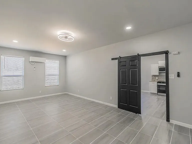 191 County Road 4849 #5 — Photo 5