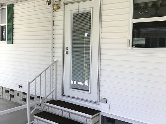 5th image of 317 Lake Erie Dr