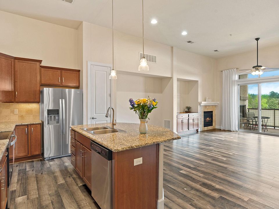 Open Floor plan: Kitchen and Living Room