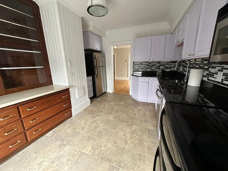 158 Cabot St #3 — Photo 6