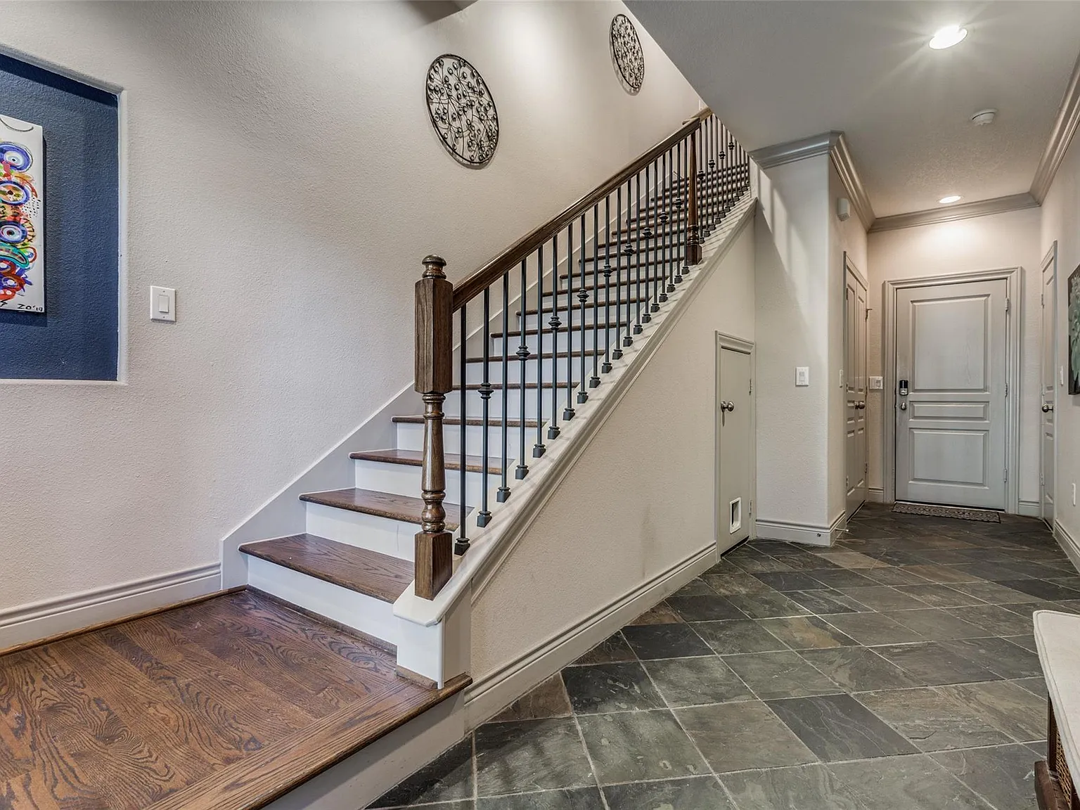 2 bed, 2.5 bath, 1770 sqft, $2,450 — Photo 4