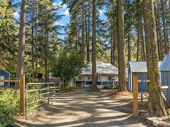4th image of 1230 Wapiti Drive