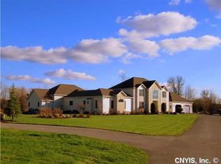 2528 Turnpike Rd, Auburn, NY 13021