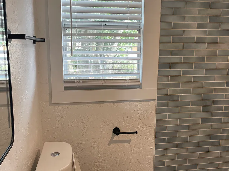 2103 W Grace St — Photo 9