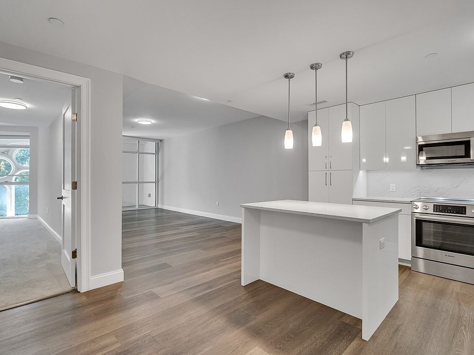 1st image of 771-781 Harrison Ave #406