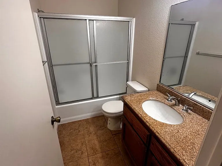 2813 Villalovos Ct — Photo 3
