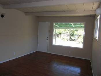 4th image of 127 Hemlock Ave