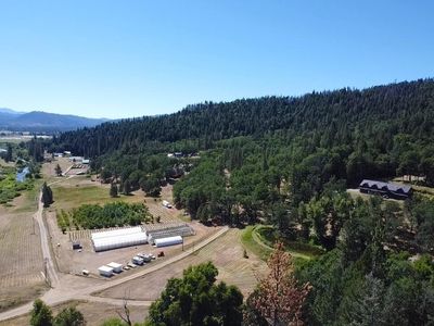 241 Drinkwater Gulch Rd, Hayfork, CA, 96041