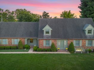 1411 Parkside Dr, Columbus, IN 47203