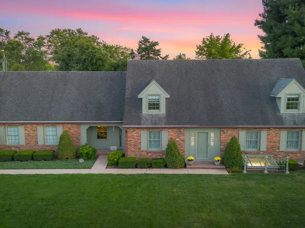 1411 Parkside Dr, Columbus, IN 47203