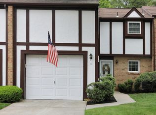 3 Apple Dr, Spring Lake, NJ 07762