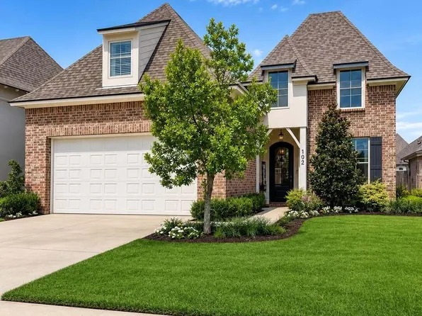 102 San Domingo Dr, Youngsville, LA 70592