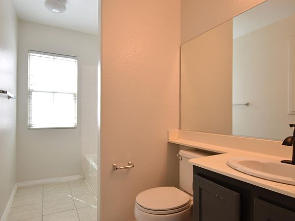 2nd image of 1401 Bow Creek Ct