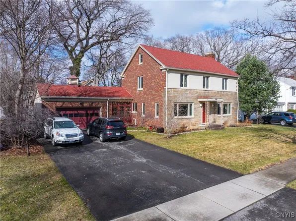 180 Burwell Rd, Rochester, NY 14617