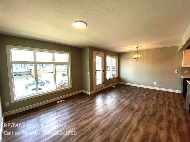 7634 Koruluk Pl SW — Photo 6