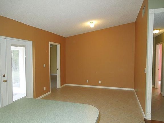 5th image of 2619 NW 92nd Ave