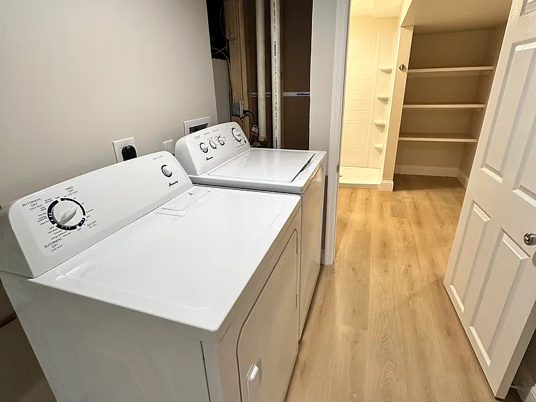 187 California Ave — Photo 12