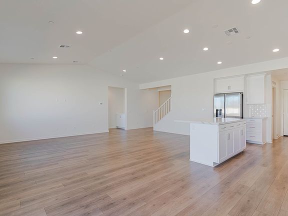 4th image of 7011 Kristina Ct