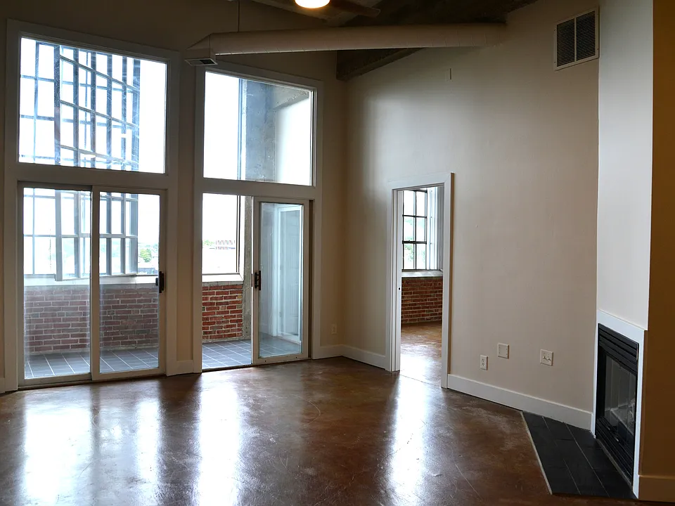 611 N Park Ave #410