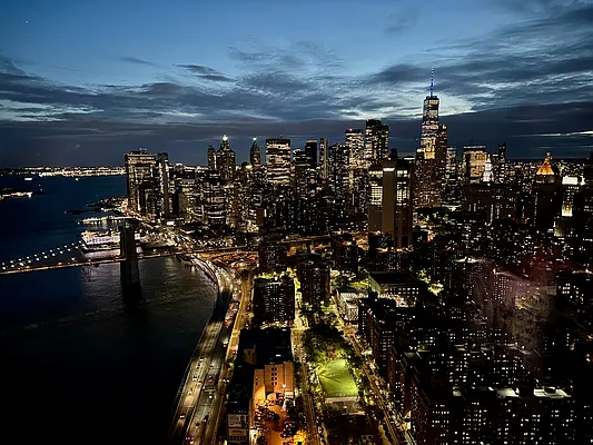 Rented by Gulia Wang, LREB | media 28