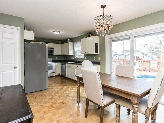 5th image of 7380 Cumberland Cir