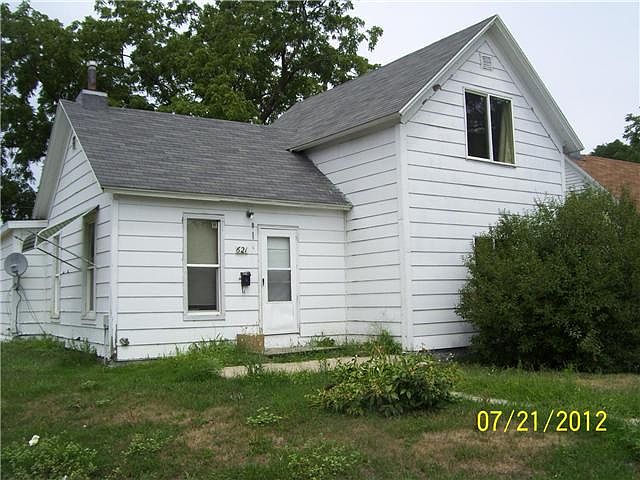 2nd image of 621 W Nevada St
