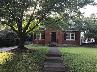 403 Chinoe Rd, Lexington, KY 40502
