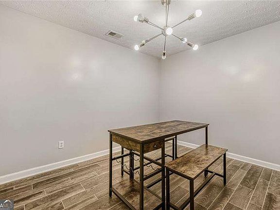 5th image of 10204 Fairington Ridge Cir