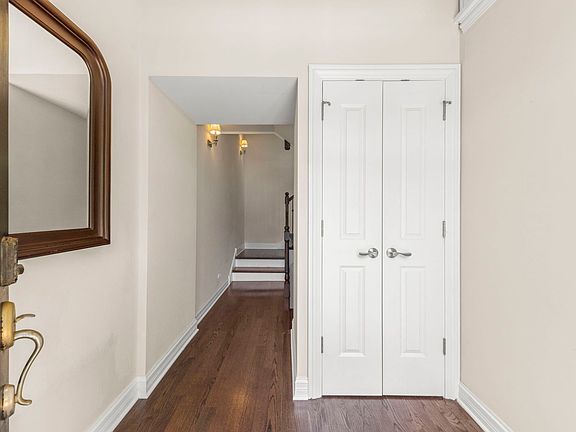 3rd image of 460 Pennsylvania Ave APT C